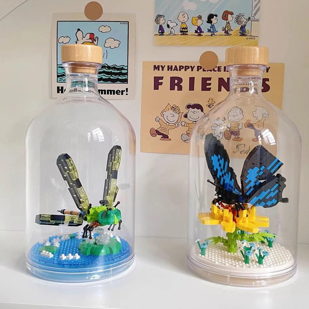 Insect With Clear Display Bottle Set Mini Building Blocks - 6 Styles