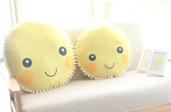 Cute Smiling Face Pillow Plush Toys (With "You are my sunshine") 42cm/53cm 