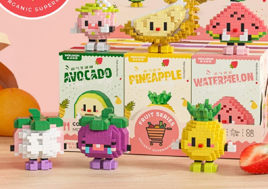 Cute Fruit (Strawberry/Avocado/Orange/Grape/Watermelon/Cherry/Kiwi/Durian/Banana/Peach/Pineapple/Mangosteen ) Mini Building Blocks - 12 Styles