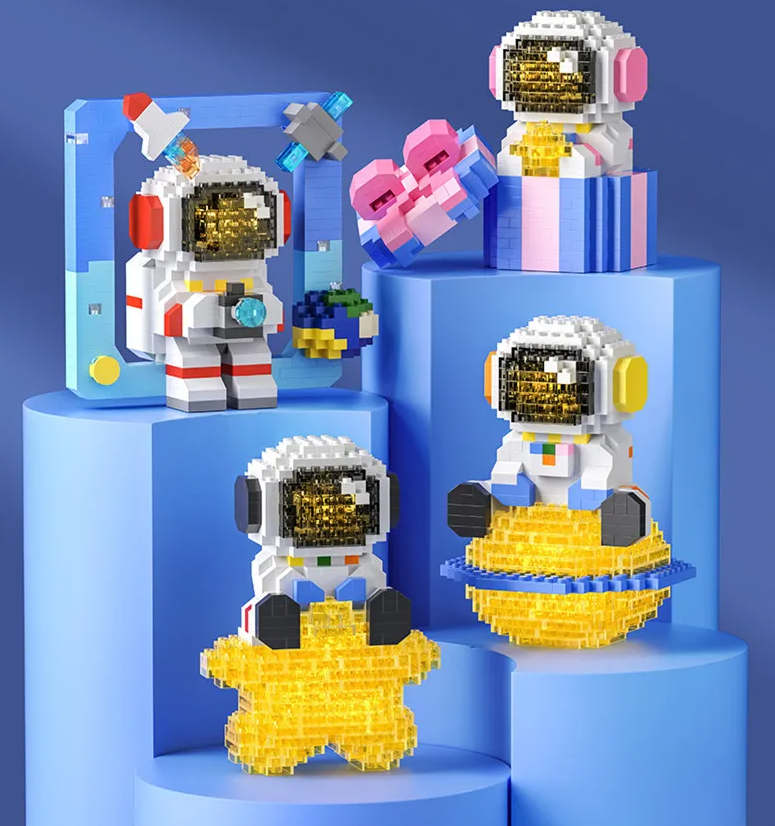 Cute Astronaut With Light Mini Building Blocks - 7 Styles