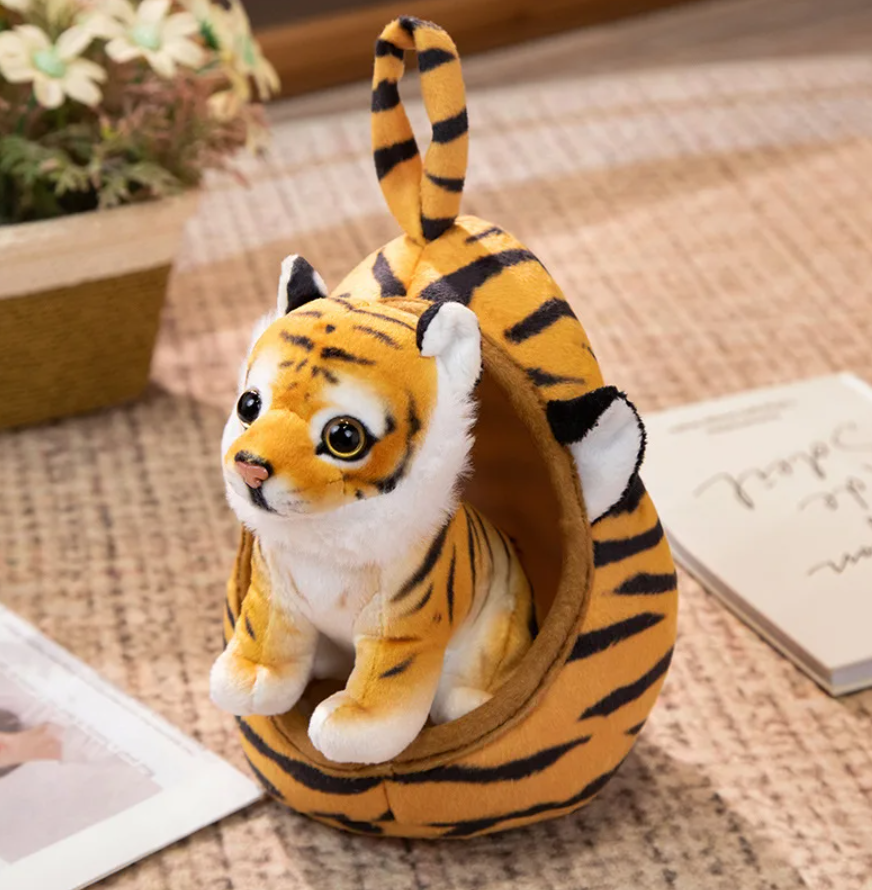 Animal (Lion/Tiger/Leopard/Giraffe) Lifelike Plush Toys With House 18cm - 5 Styles