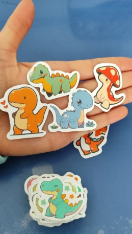 100 pcs Cute/Kawaii Small Dinosaur Stickers