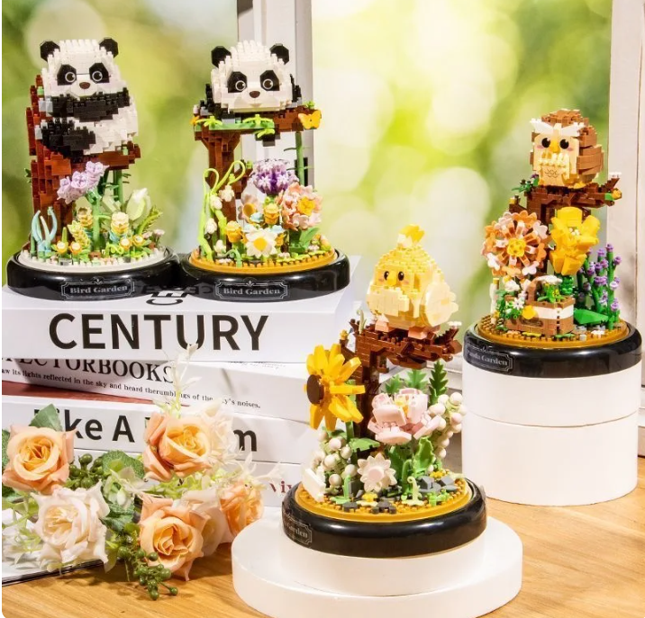 Cute Panda/Bird With Flowers And Clear Display Set Mini Building Blocks