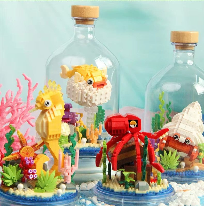 Aquatic Animal With Clear Display Bottle Set Mini Building Blocks - 4 Styles