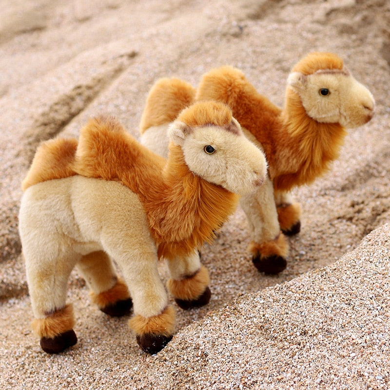 Camel Lifelike Plush Toys 25cm